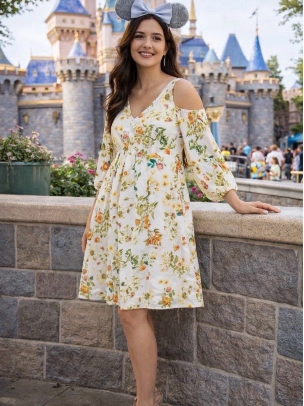 Disney Alice Through Looking Glass Colleen Atwood Floral Cold Shoulder Dress M